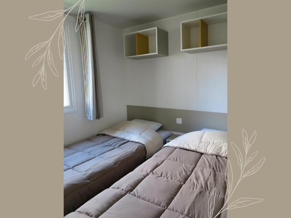 Hotel De Plein Air Le Chanset Ceyrat Szoba fotó